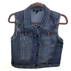 Women’s medium Baccini jean vest